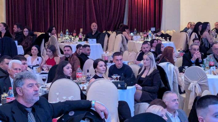 PXL_20251227_202957057.MP